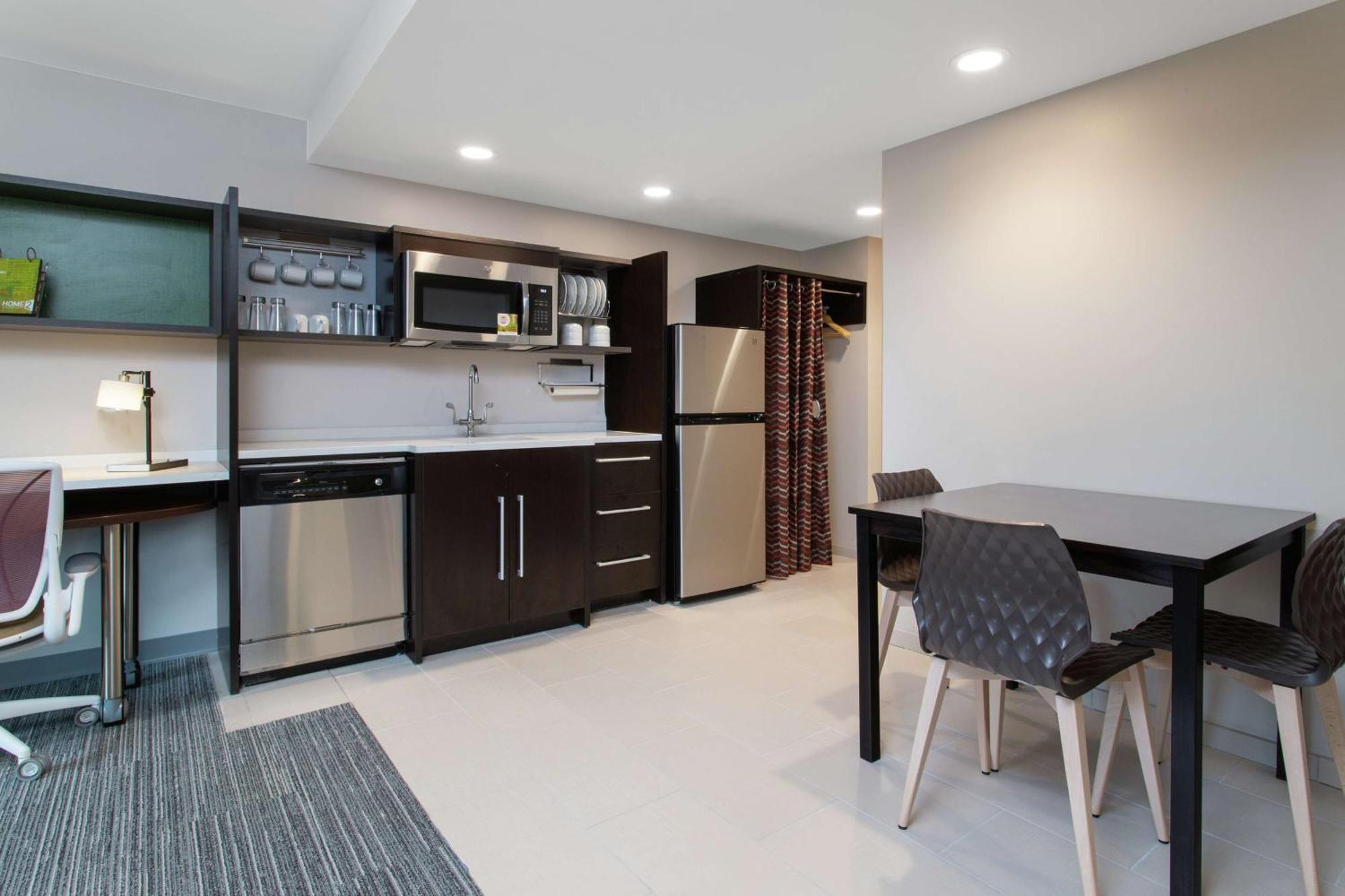 Home2 Suites Smithfield Providence Exterior photo